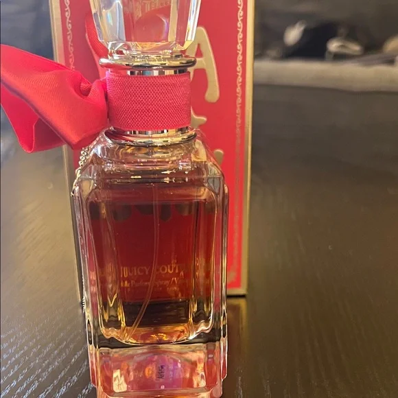 Juicy Couture Viva La Juicy Pink and Gold Box - Picture 4 of 5
